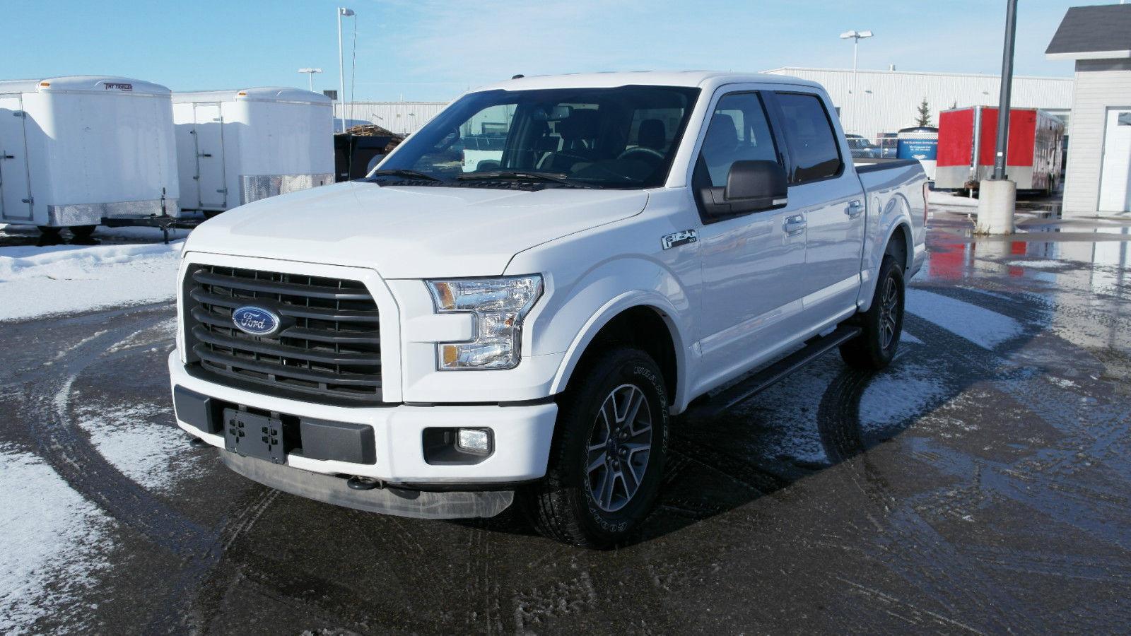 2015 Ford F 150 XLT Crew Cab Pickup 4 Door 5.0L for sale