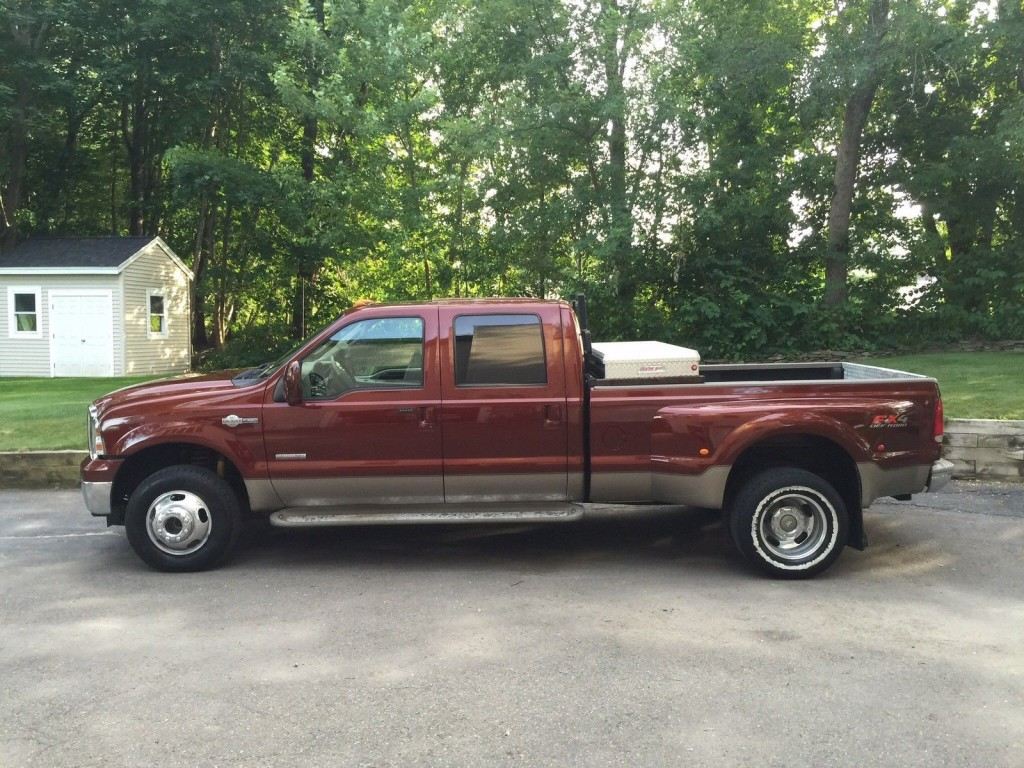 2005 Ford F 350 king Ranch dually