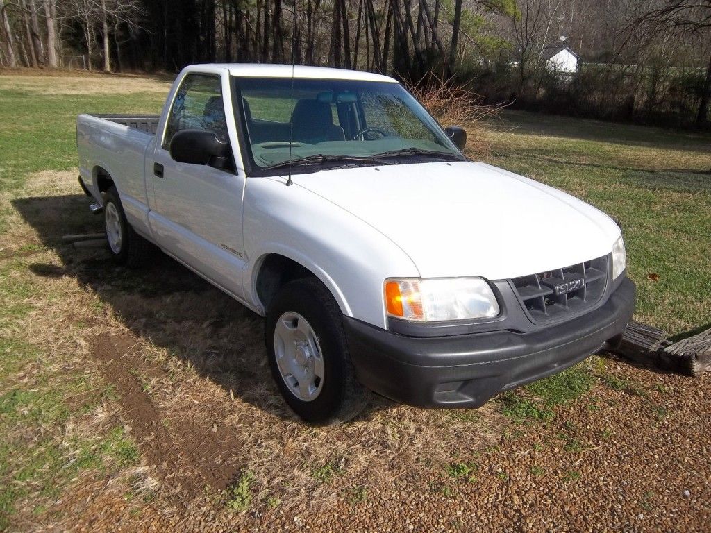 2000 Isuzu Hombre S Standard Cab Pickup