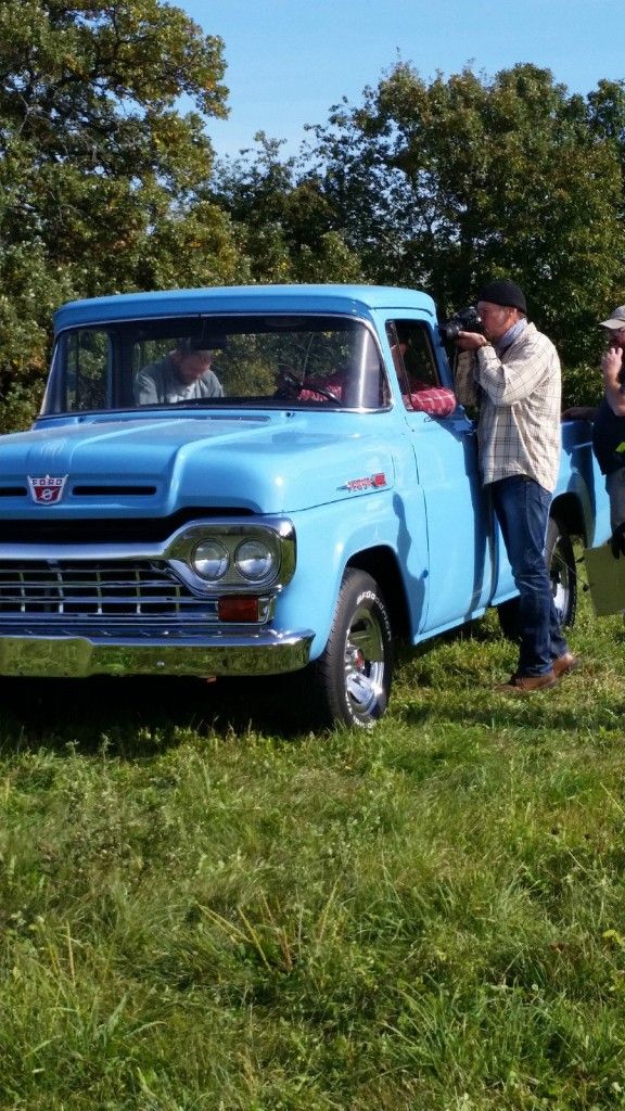 1960 Ford F 100 Pick-up truck