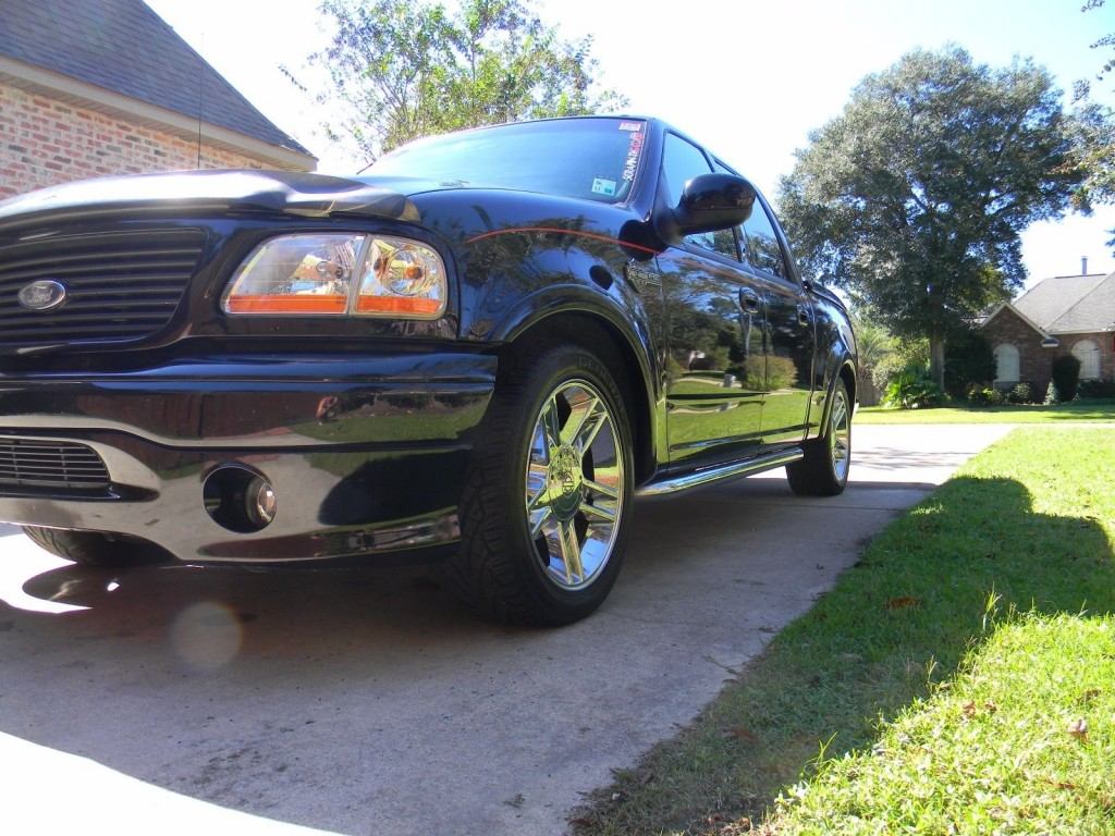 2002 Ford F 150 Harley Davidson Supercharged Edition