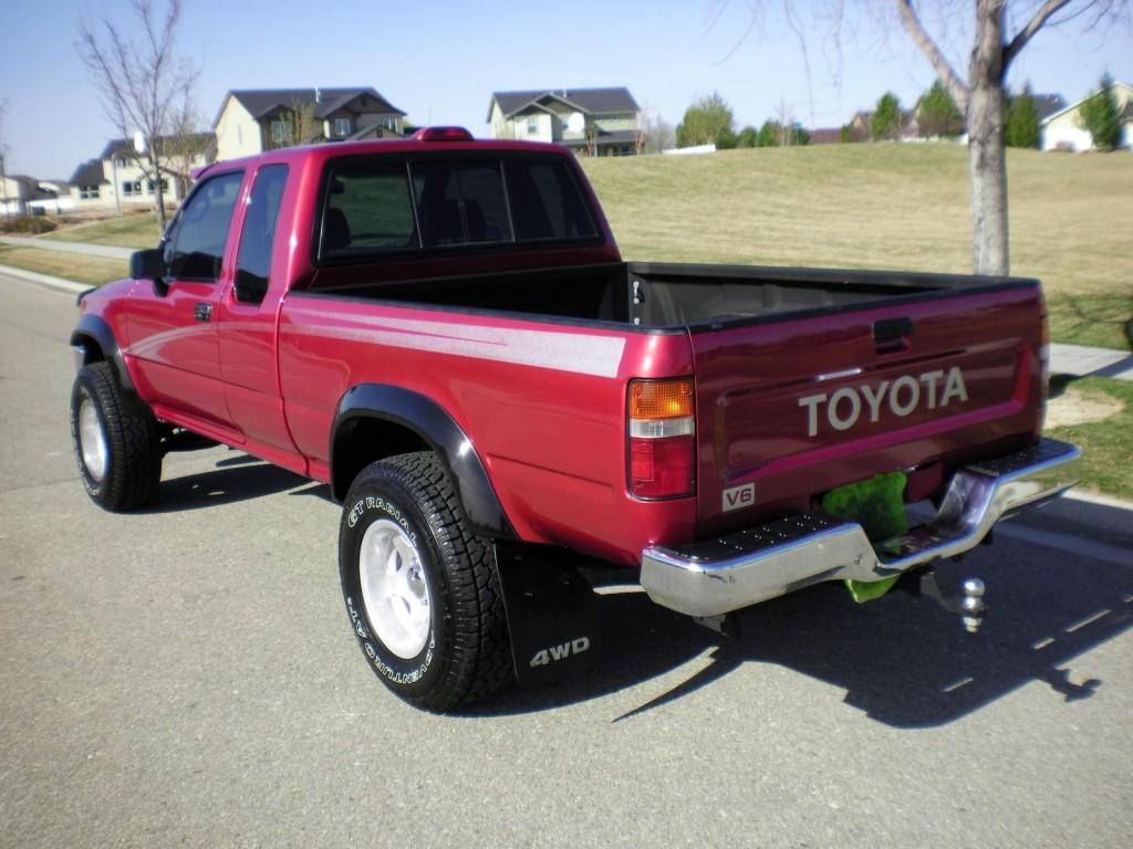 1994 Toyota Tacoma Pickup Deluxe Extended cab 4×4