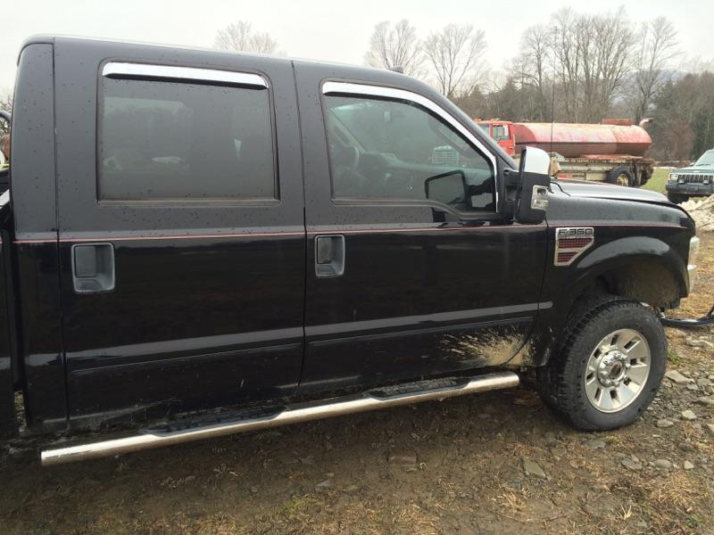 2008 Ford F-350 Lariat without engine