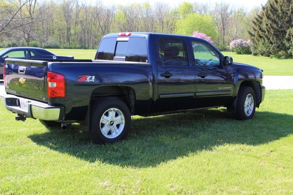 Well maintained 2011 Chevrolet C/K Pickup 1500 LT