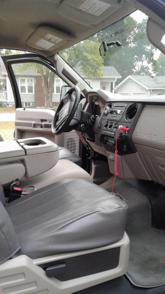 low miles 2010 Ford F 250 XL pickup