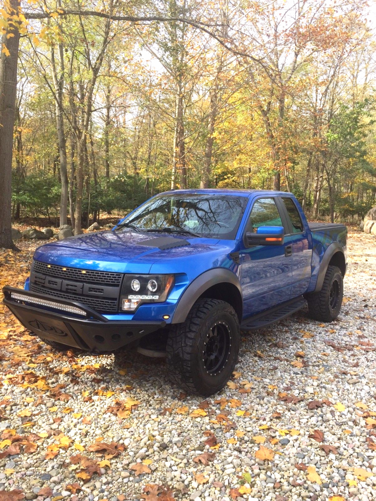 well maintained 2010 Ford F 150 4WD Supercrew SVT Raptor pickup