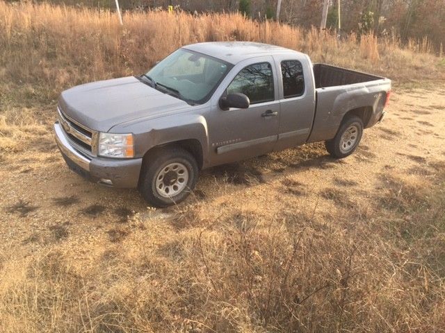 replaced seats 2007 Chevrolet Silverado 1500 Extended Cab Pickup