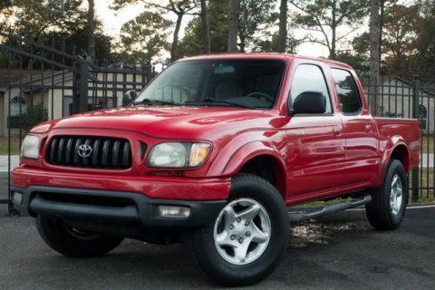 very clean 2003 Toyota Tacoma pickup for sale