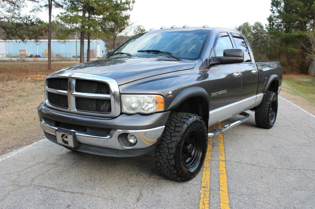 well cared of 2004 Dodge Ram 3500 ST pickup