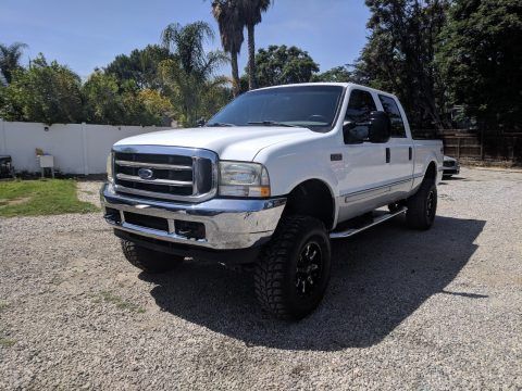 well serviced 2002 Ford F 250 Lariat pickup for sale