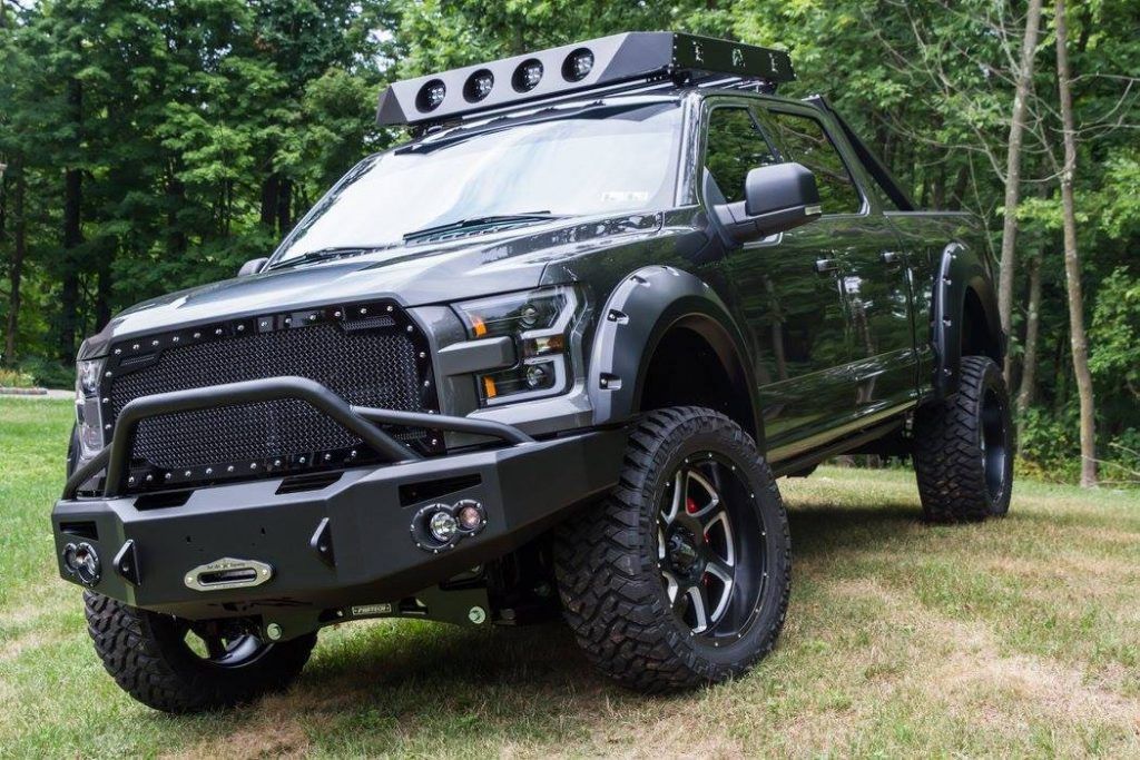 lifted 2016 Ford F 150 Super Crew Cab pickup