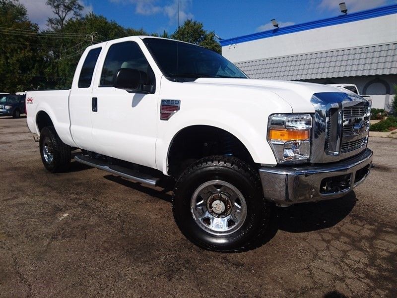 low miles 2008 Ford F 250 XLT Supercab pickup