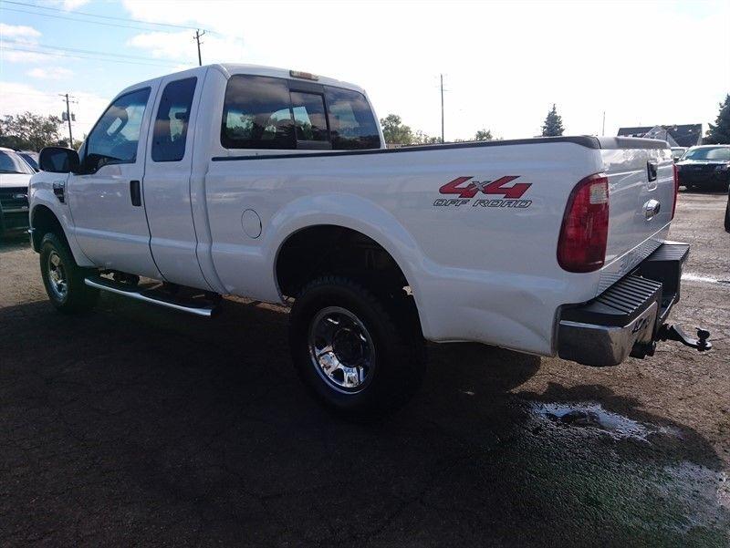 low miles 2008 Ford F 250 XLT Supercab pickup