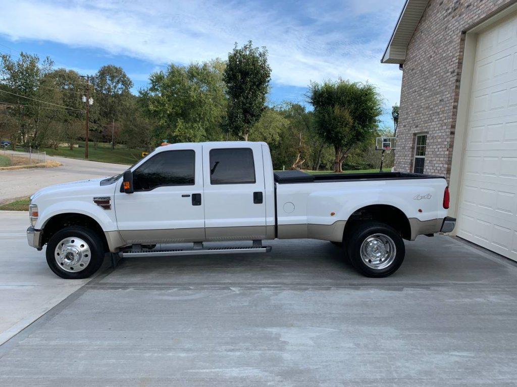 tons of extras 2008 Ford F 450 Lariat pickup