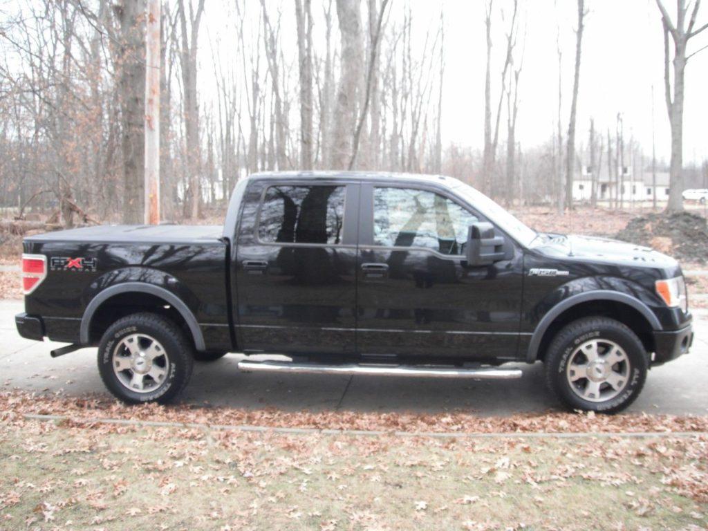 fully loaded 2010 Ford F 150 FX4 Supercrew pickup