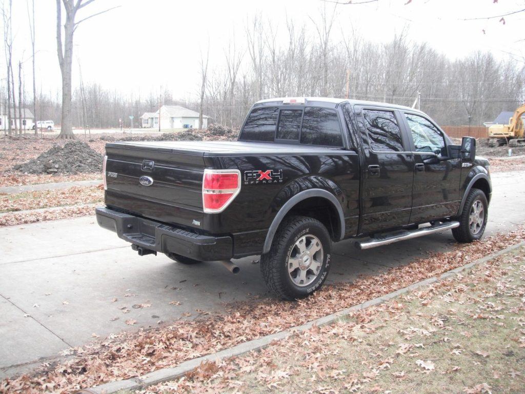 fully loaded 2010 Ford F 150 FX4 Supercrew pickup