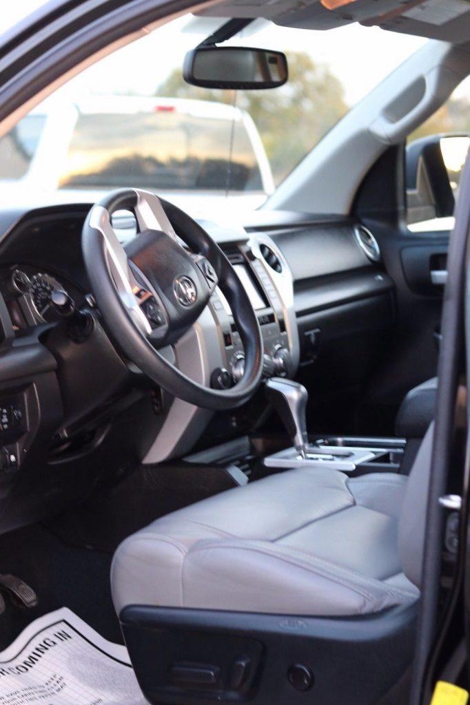 low mileage 2015 Toyota Tundra SR5 pickup