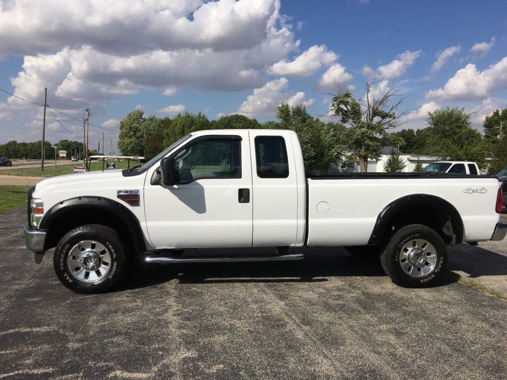 strong running 2009 Ford F 350 XL pickup