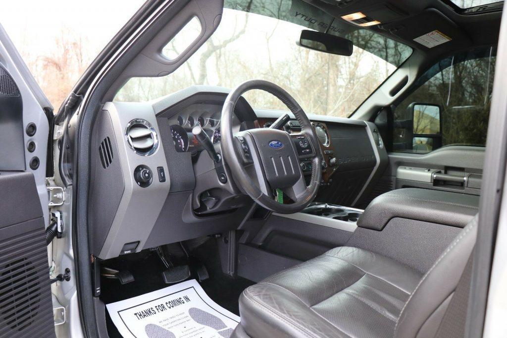 fully loaded 2012 Ford F 350 LARIAT pickup