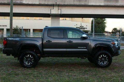 loaded with goodies 2018 Toyota Tacoma TRD pickup for sale