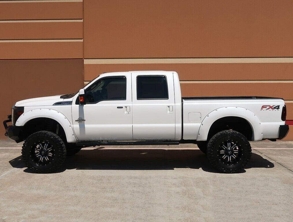 great shape 2013 Ford F 250 Lariat pickup