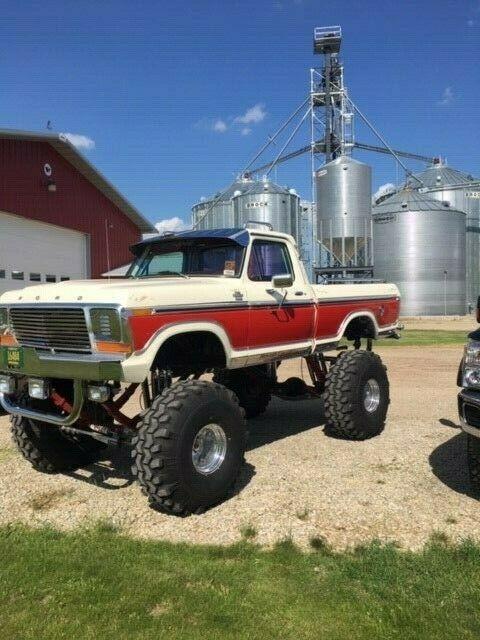 vintage lifted 1978 Ford F 150 pickup