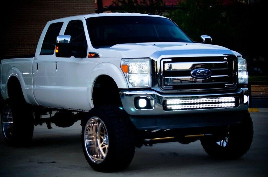 well customized 2011 Ford F 250 Superduty Diesel pickup