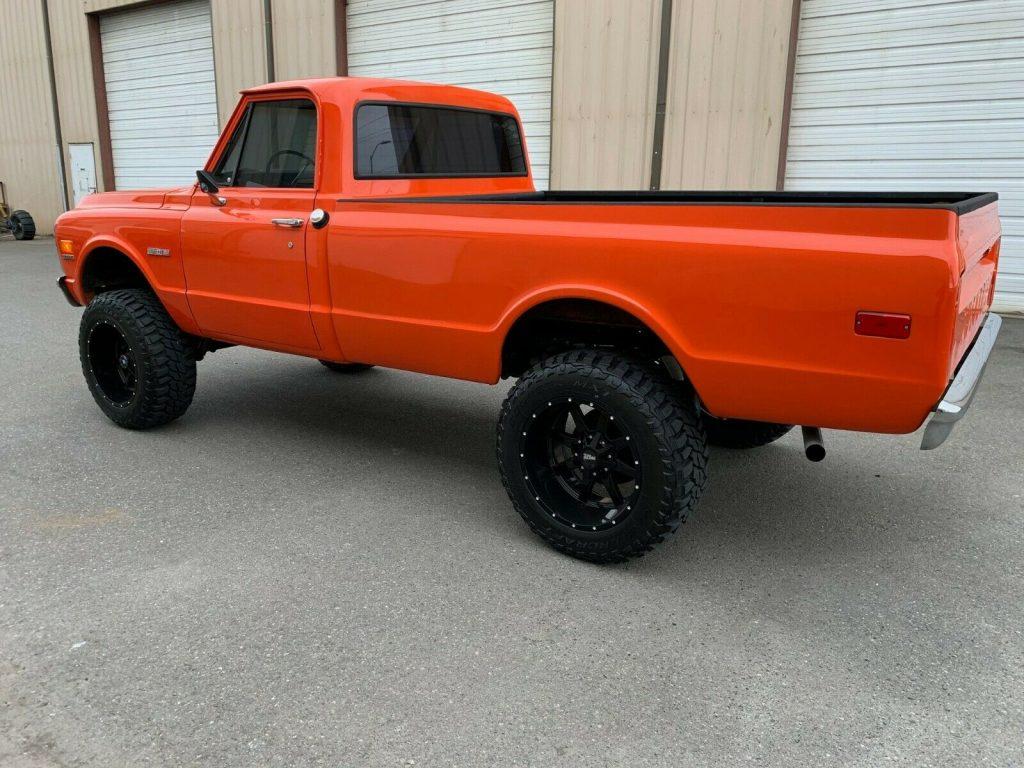 fuel injected 1972 Chevrolet C 10 pickup