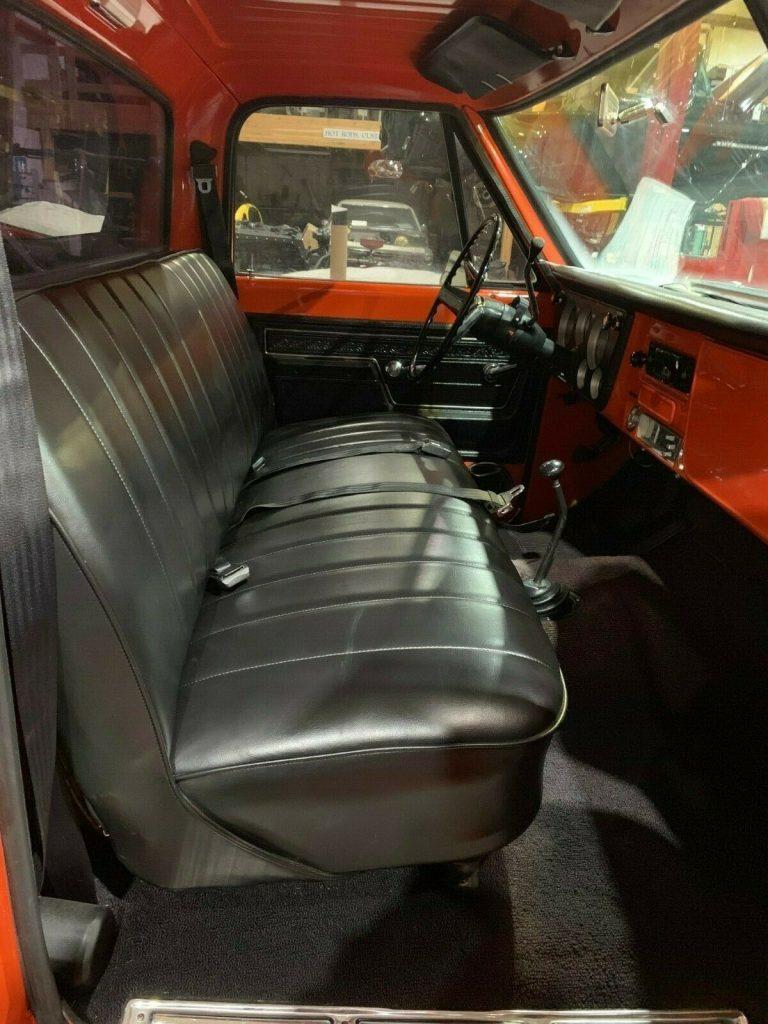 fuel injected 1972 Chevrolet C 10 pickup