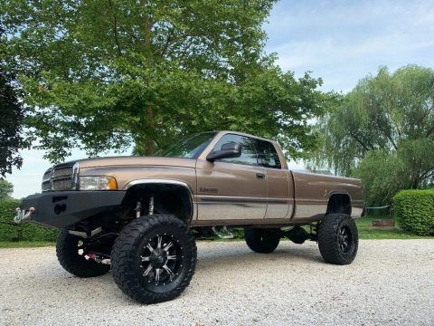 very clean 2001 Dodge Ram 2500 pickup for sale