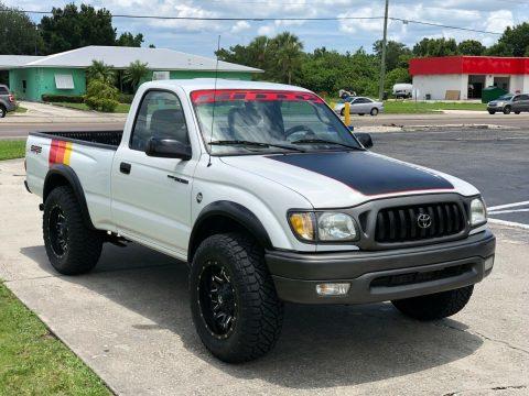 very clean 2002 Toyota Tacoma SR5 pickup for sale