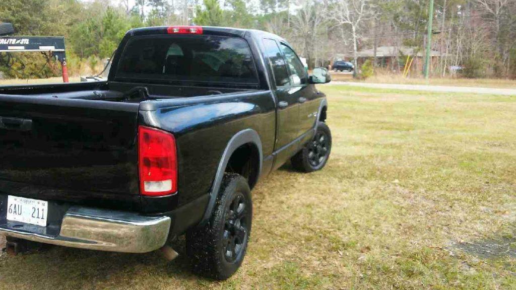 well maintained 2006 Dodge 2500 Power Wagon pickup
