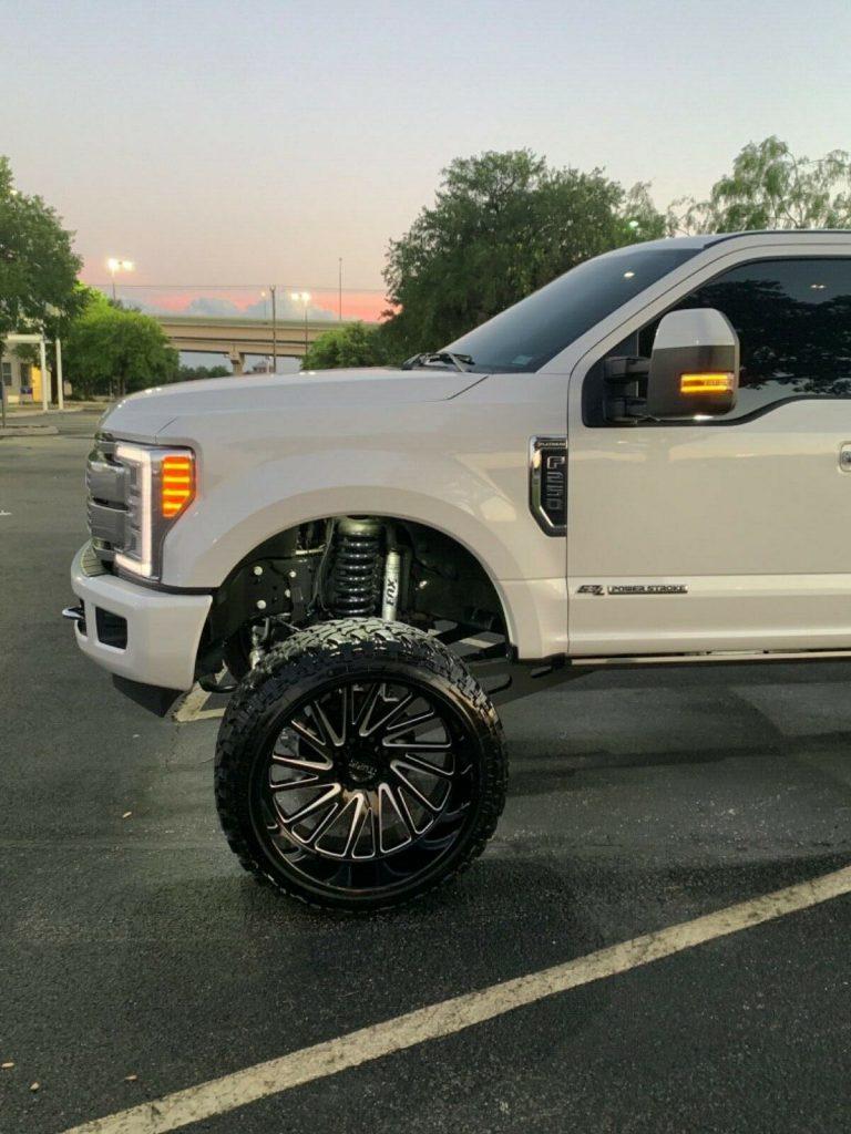 loaded with goodies 2017 Ford F 250 pickup