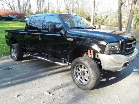 clean 2003 Ford F 250 Lariat pickup for sale