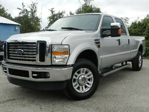 very nice 2010 Ford F 350 XLT 4&#215;4 pickup for sale