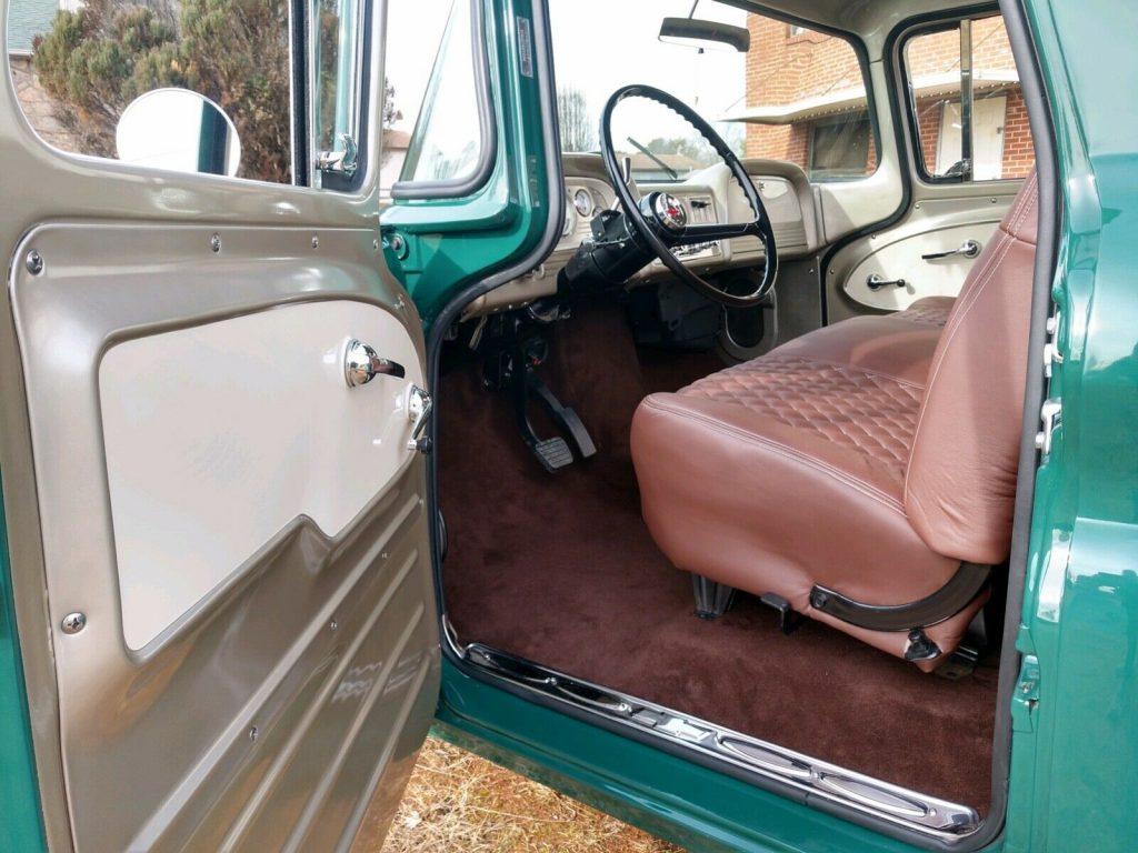 restored and modified 1963 Chevrolet C 10 FLEETSIDE pickup