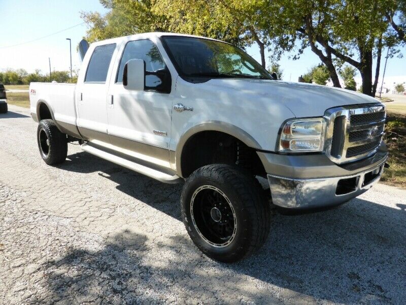 very nice 2006 Ford F 350 Crew Cab 172 King Ranch pickup