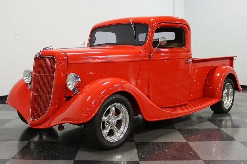 custom 1935 Ford Pickup