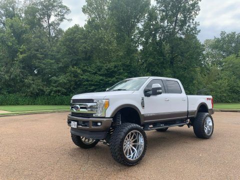 well maintained 2017 Ford F 250 KING RANCH pickup for sale