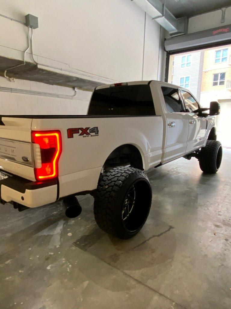 fully loaded 2019 Ford F 250 Platinum Ultimate pickup