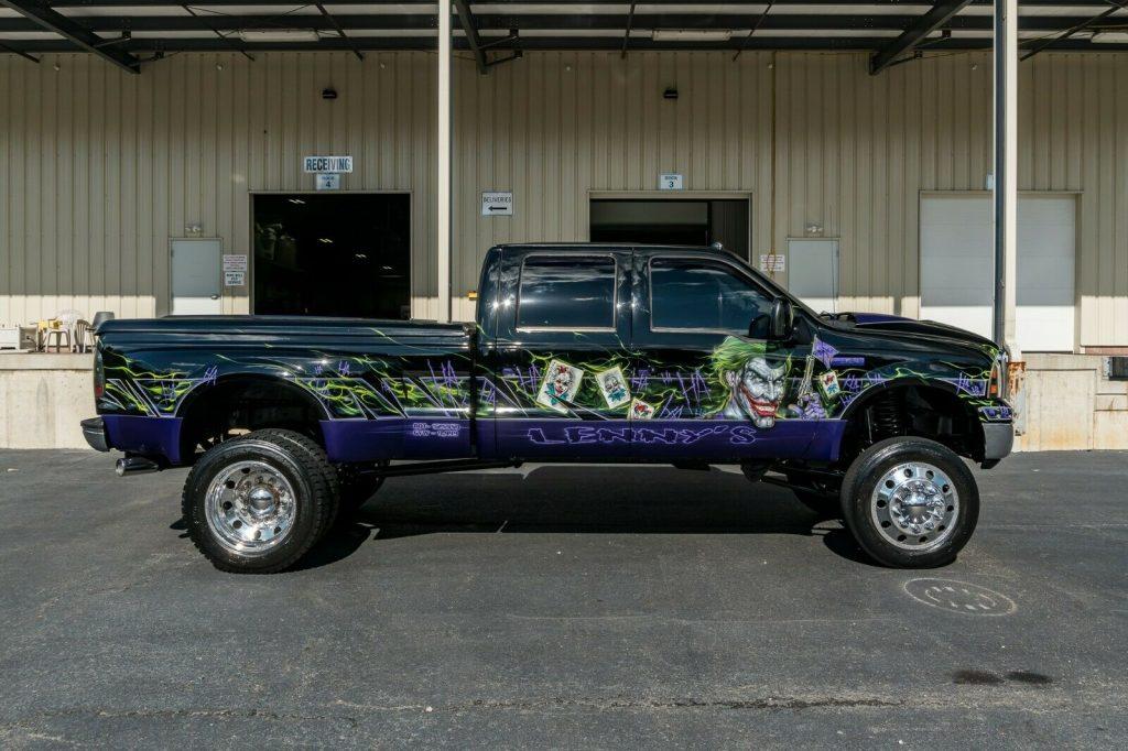 nicely modified 2005 Ford F 350 pickup