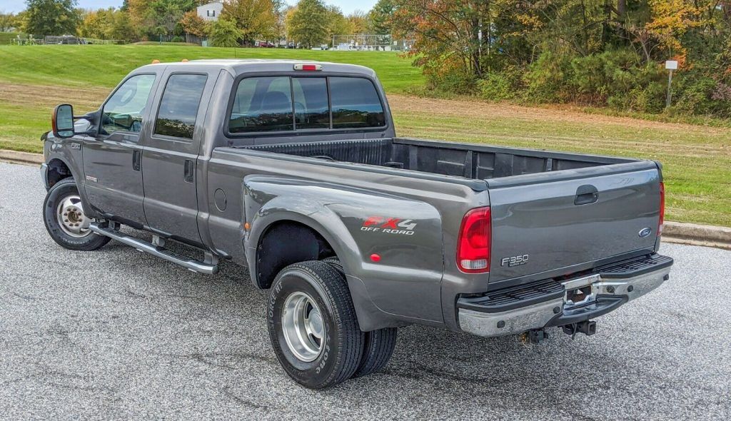 well equipped 2003 Ford F 350 Lariat pickup