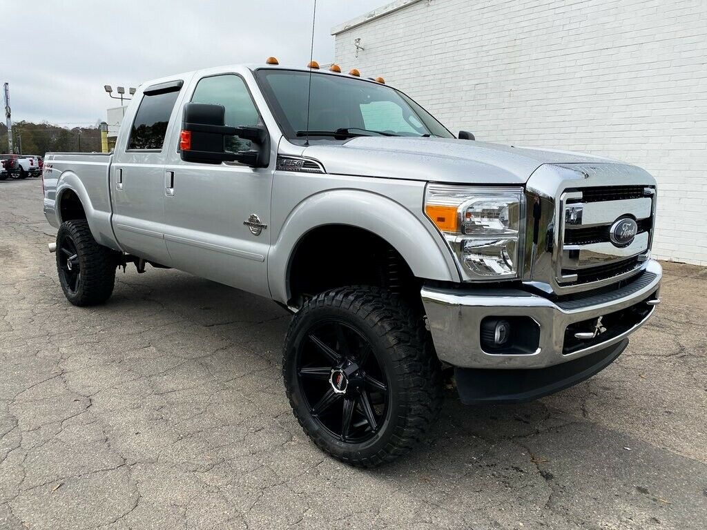 fully loaded 2015 Ford F 250 Lariat pickup