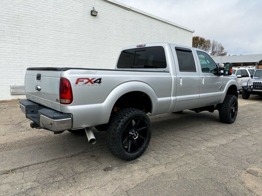 fully loaded 2015 Ford F 250 Lariat pickup