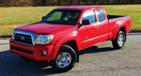 well serviced 2007 Toyota Tacoma pickup for sale