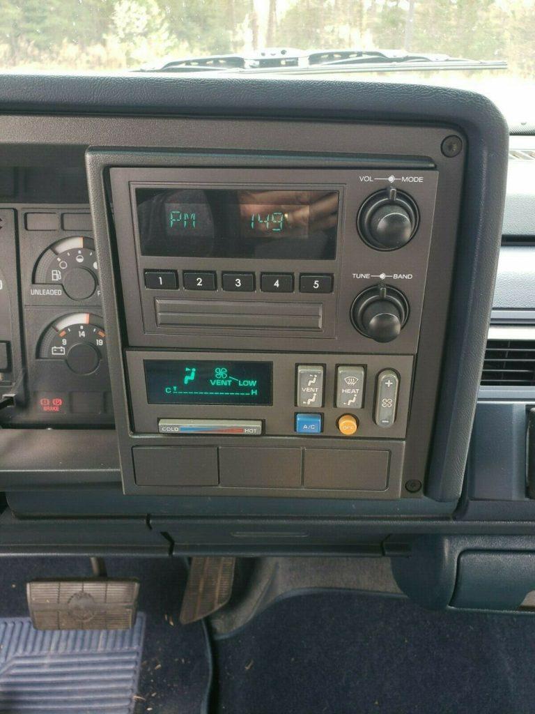 1990 Chevrolet Silverado C1500 pickup [new parts]