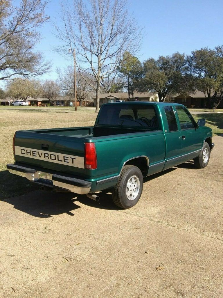 1992 Chevrolet Silverado 1500 pickup [minor blemishes]