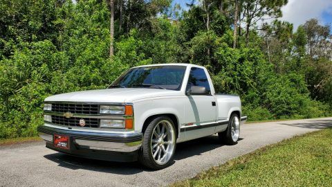 1992 Chevrolet C1500 pickup [very clean and straight truck] for sale