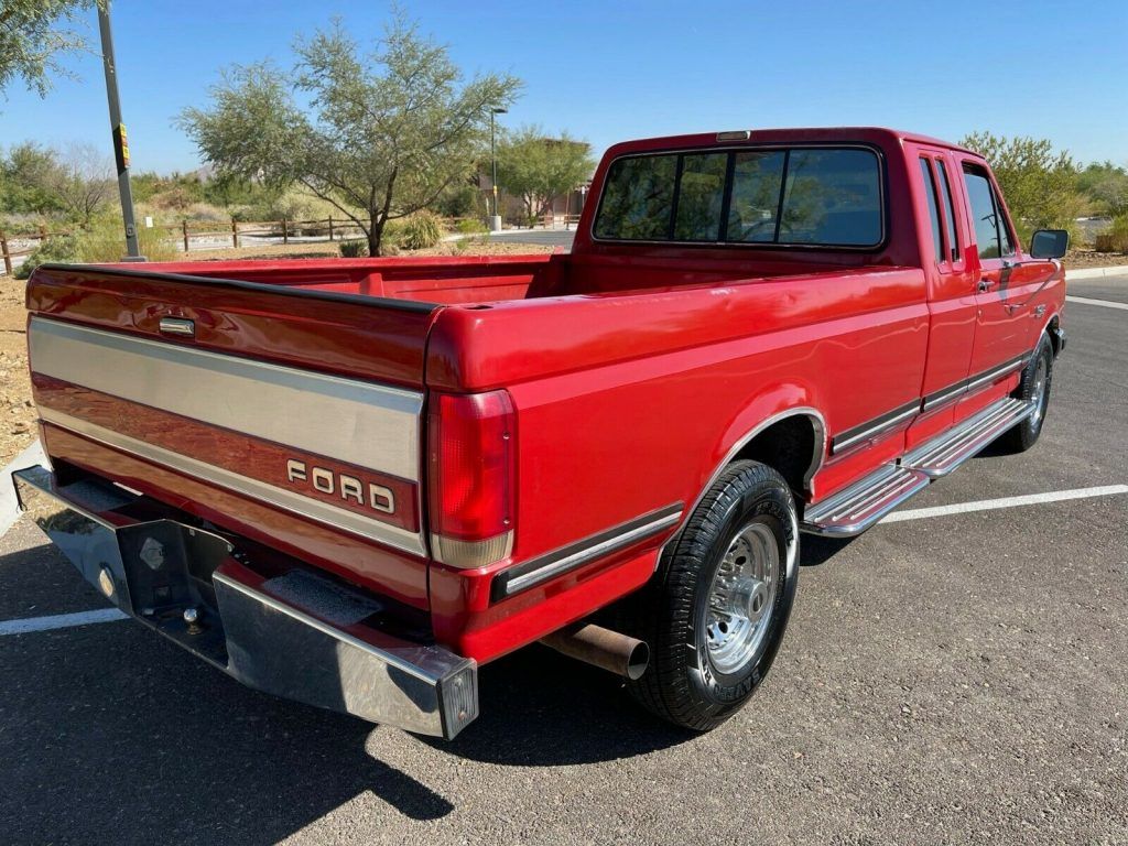 1988 Ford F-250 XLT Lariat pickup [original from the factory]