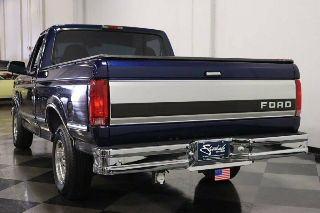 1995 Ford F-150 XLT pickup [loaded with goodies]